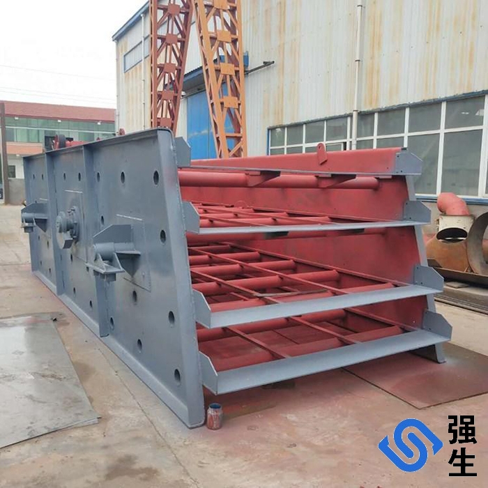 60多年礦用振動(dòng)篩生產(chǎn)企業(yè)(電話13793898555)生產(chǎn)有高效礦用振動(dòng)篩,脫水振動(dòng)篩,電磁高頻振動(dòng)篩等高規(guī)格高品質(zhì),價(jià)格從優(yōu),篩分效率高并可按客戶(hù)要求設(shè)計(jì),歡迎選購(gòu)